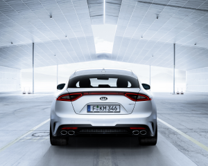 Kia Stinger GT Exterior (12)_EU Spec